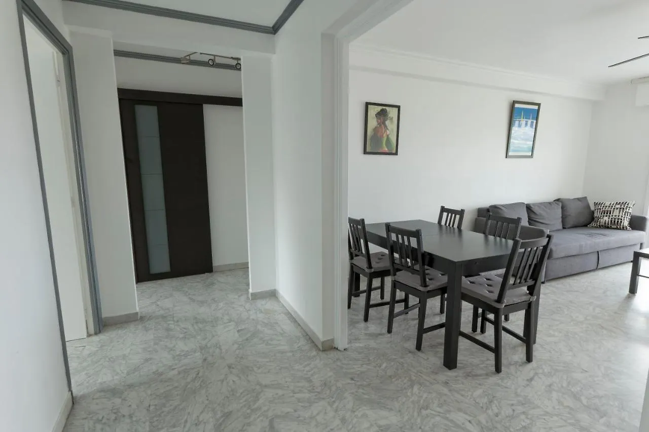 Chez Les Dukes Apartment Antibes France
